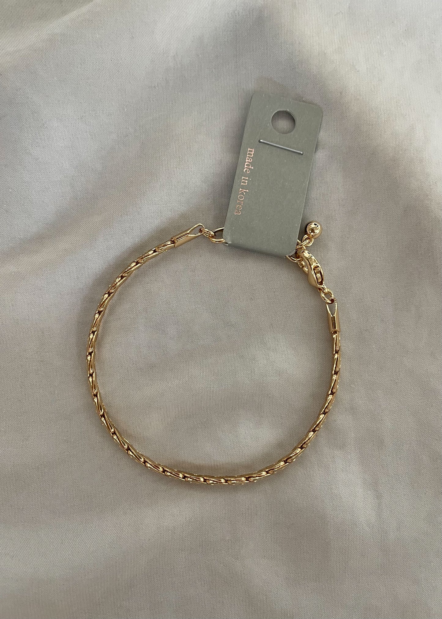 Stiff Chain Bracelet in Gold